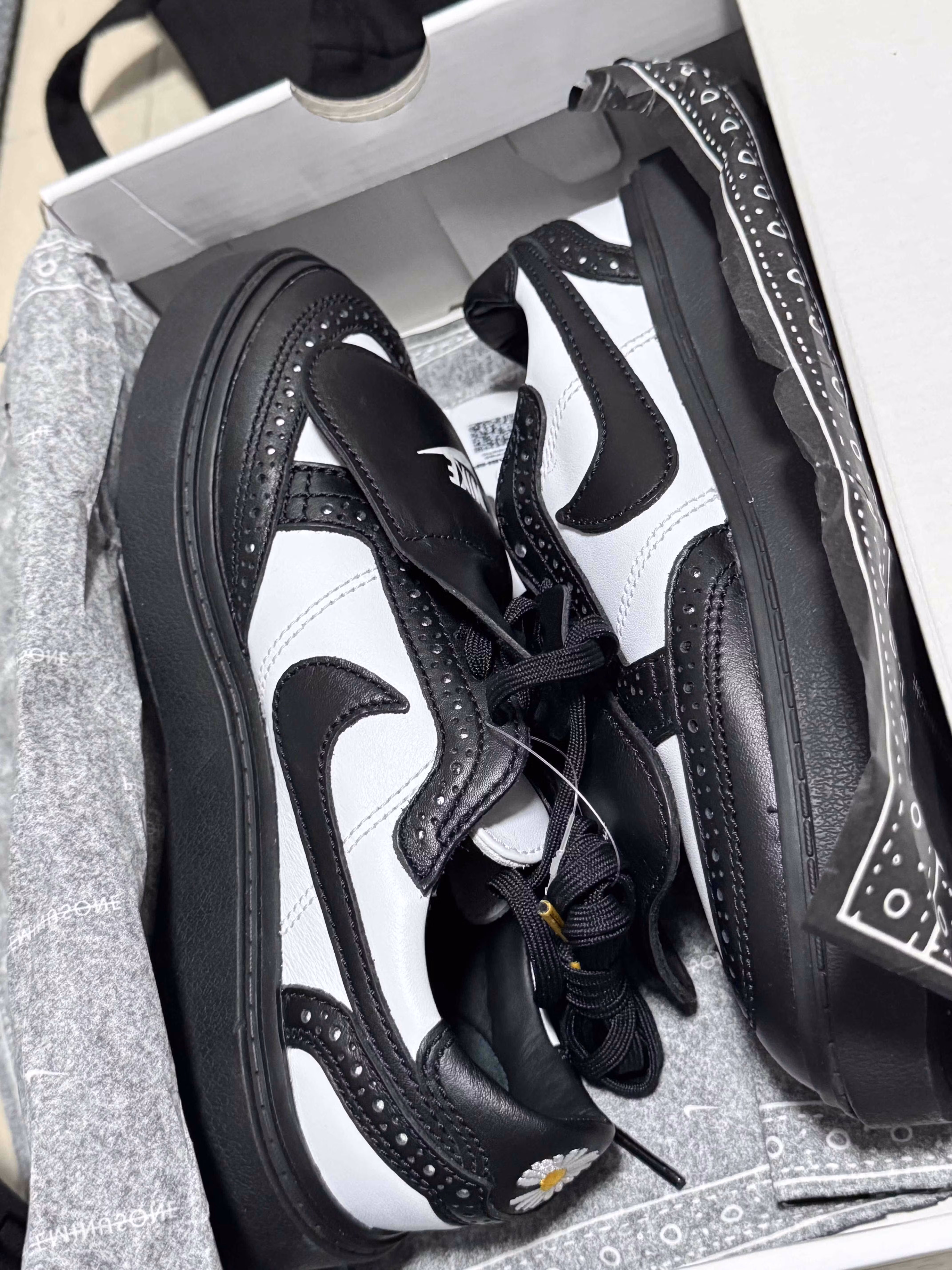 G-Dragon PEACEMINUSONE x Nike Kwondo 1 'Panda/White/Black' DH2482-101 G-Dragon PEACEMINUSONE x Nike Kwondo 1 'Panda/White/Black' DH2482-101